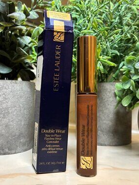 Brand New Double Wear Stay-in-Place Flawless Wear Concealer- 7N Ultra Deep